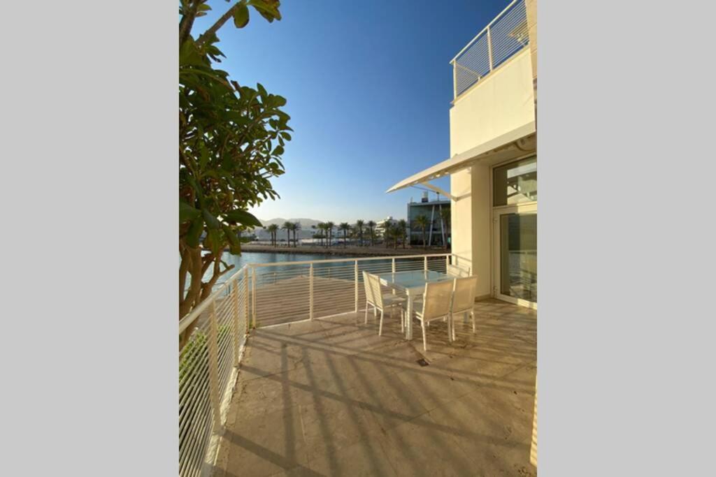 Haverim Ba'Lagouna Amazing Duplex 3Br Front Sea Appartement Eilat Buitenkant foto